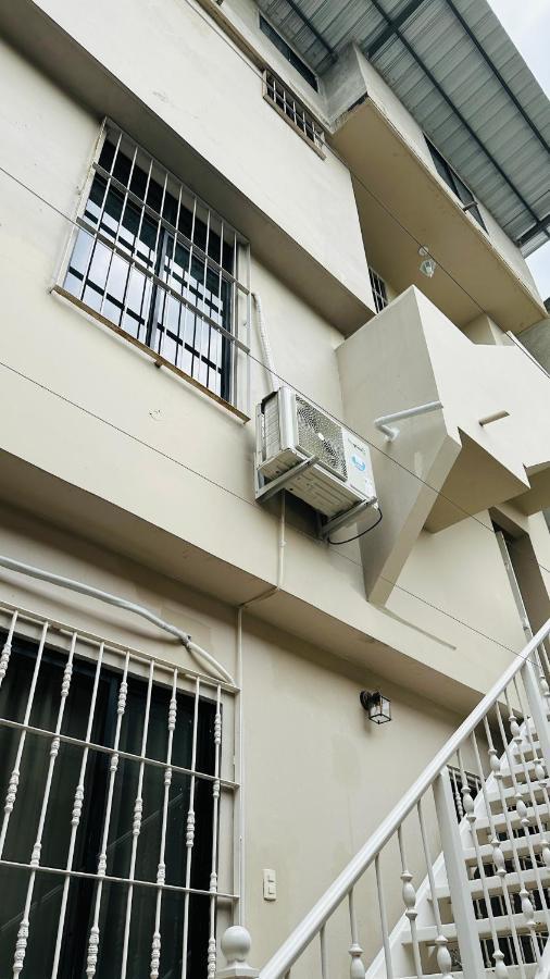 Large 2-Bedroom Apartment, Close To The American Consulate Guayaquil Ngoại thất bức ảnh